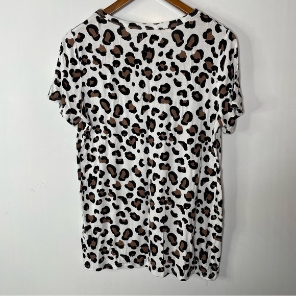Mudpie Leopard Print V-Neck Top Small - Picture 2 of 5